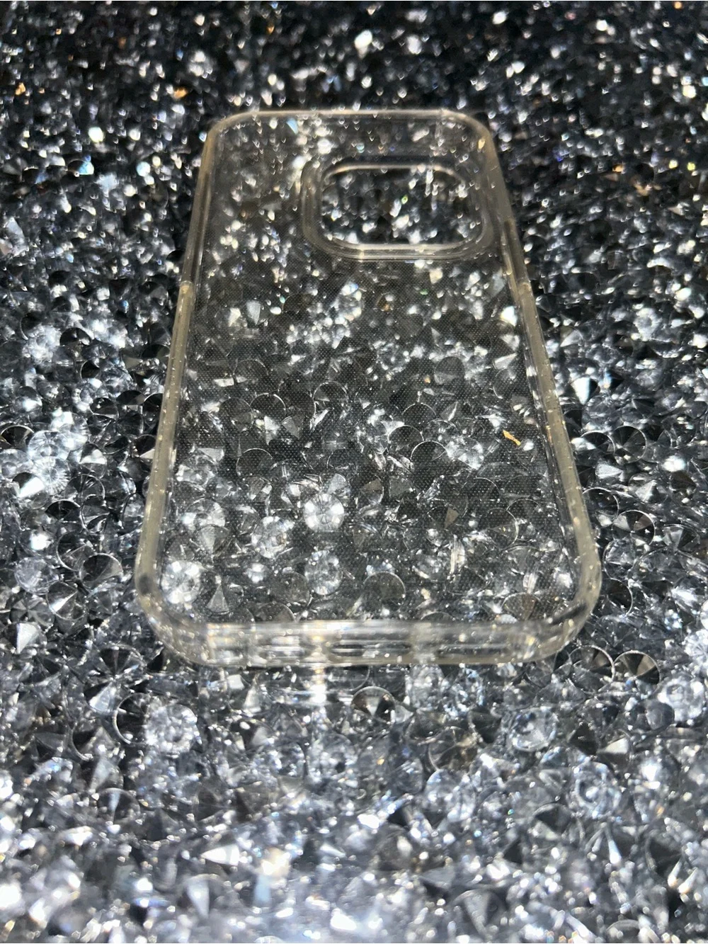 iPhone 15 pro Clear Glitter Phone Case - Unbranded